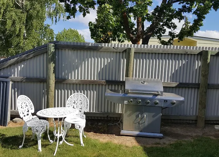 High Country Lodge, Motels & Backpackers