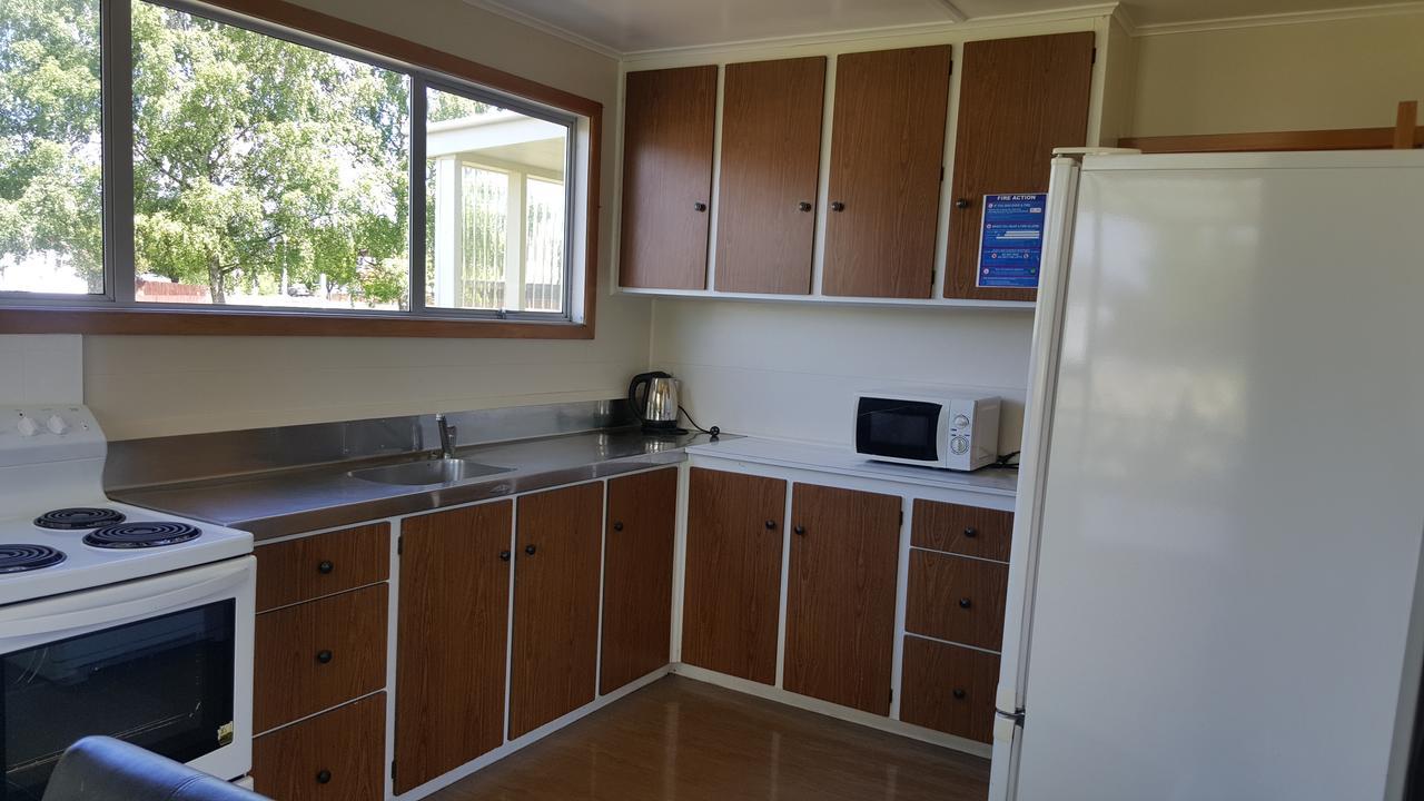 High Country Lodge, & Backpackers