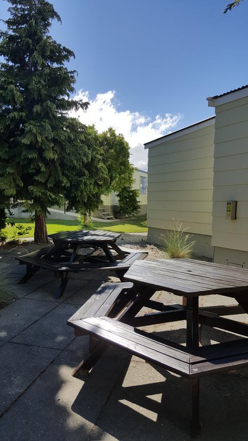 High Country Lodge, & Backpackers 2*
